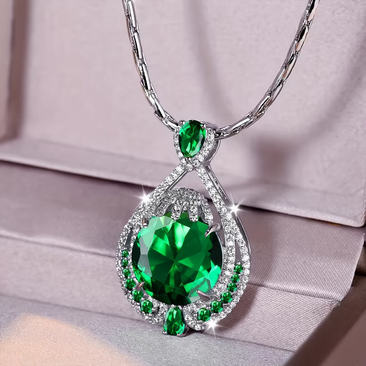 Exquisite Synthetic Zirconia Statement Necklace