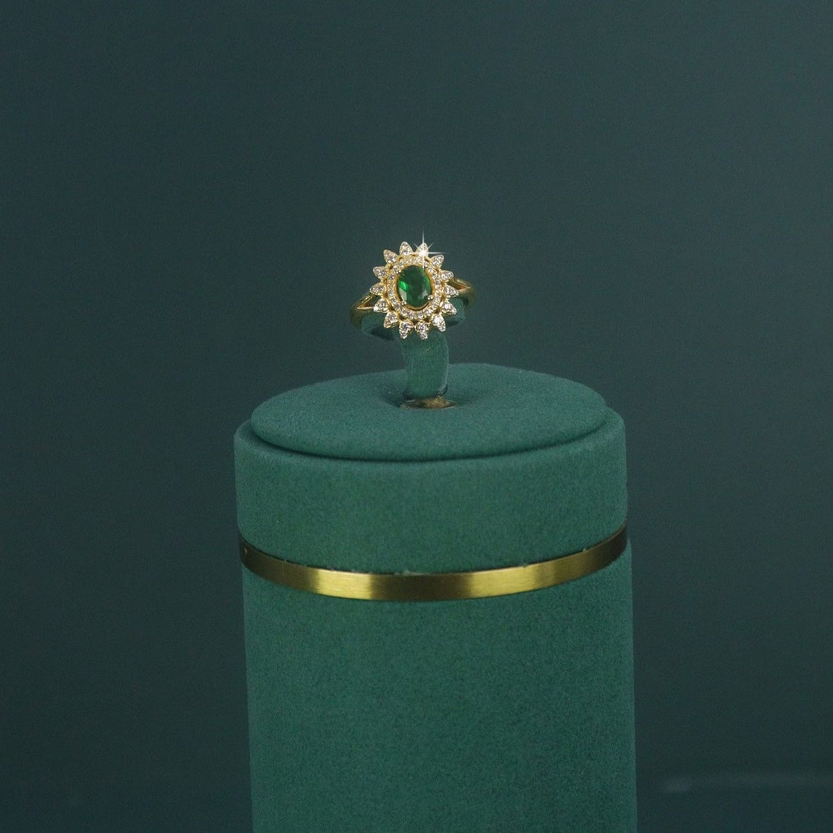 Luxury Series 18K Gold Plated Sunflower Jewelry Set