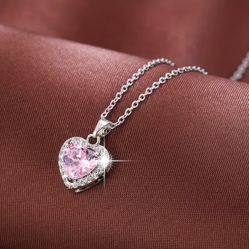 Edgy Zirconia Inlaid Heart Pendant Necklace