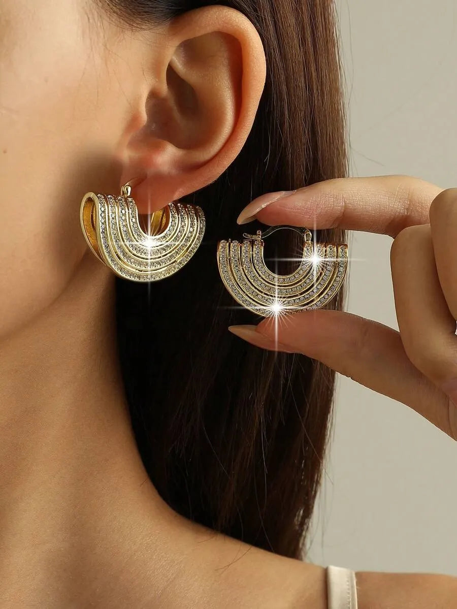 Luxury Vintage Fan-Shaped Cubic Zirconia Hoop Earrings