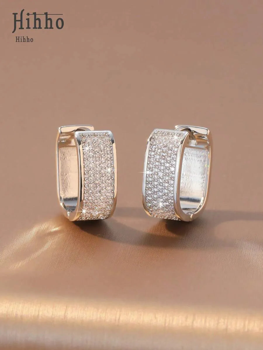 Elegant Gold Sparkling & Stylish Cubic Zirconia Earrings